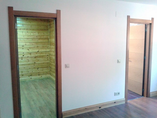 Vivienda de planta baja construida de entramado.