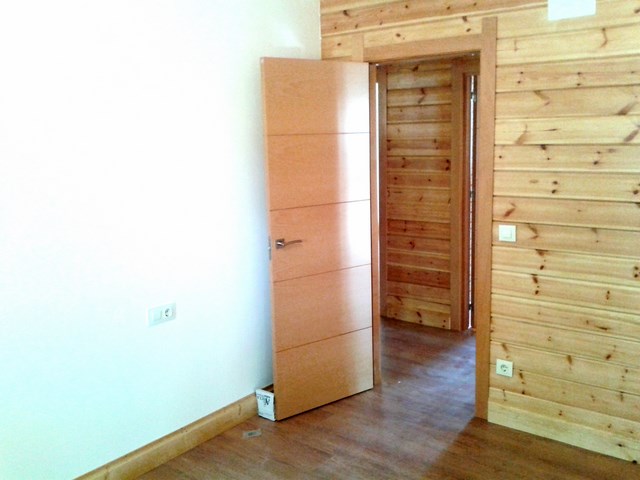 Vivienda de planta baja construida de entramado.