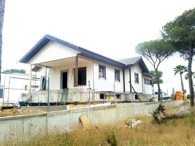 Vivienda de planta baja construida de entramado.