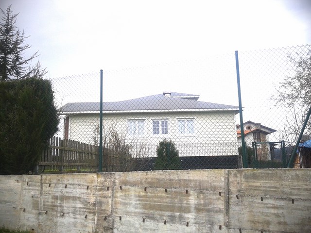 Vivienda en dos plantas de entramado.