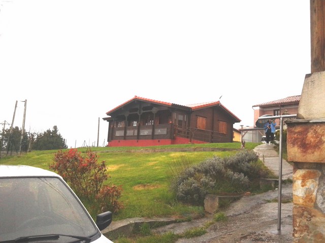 Vivienda de planta baja con doble tabique.